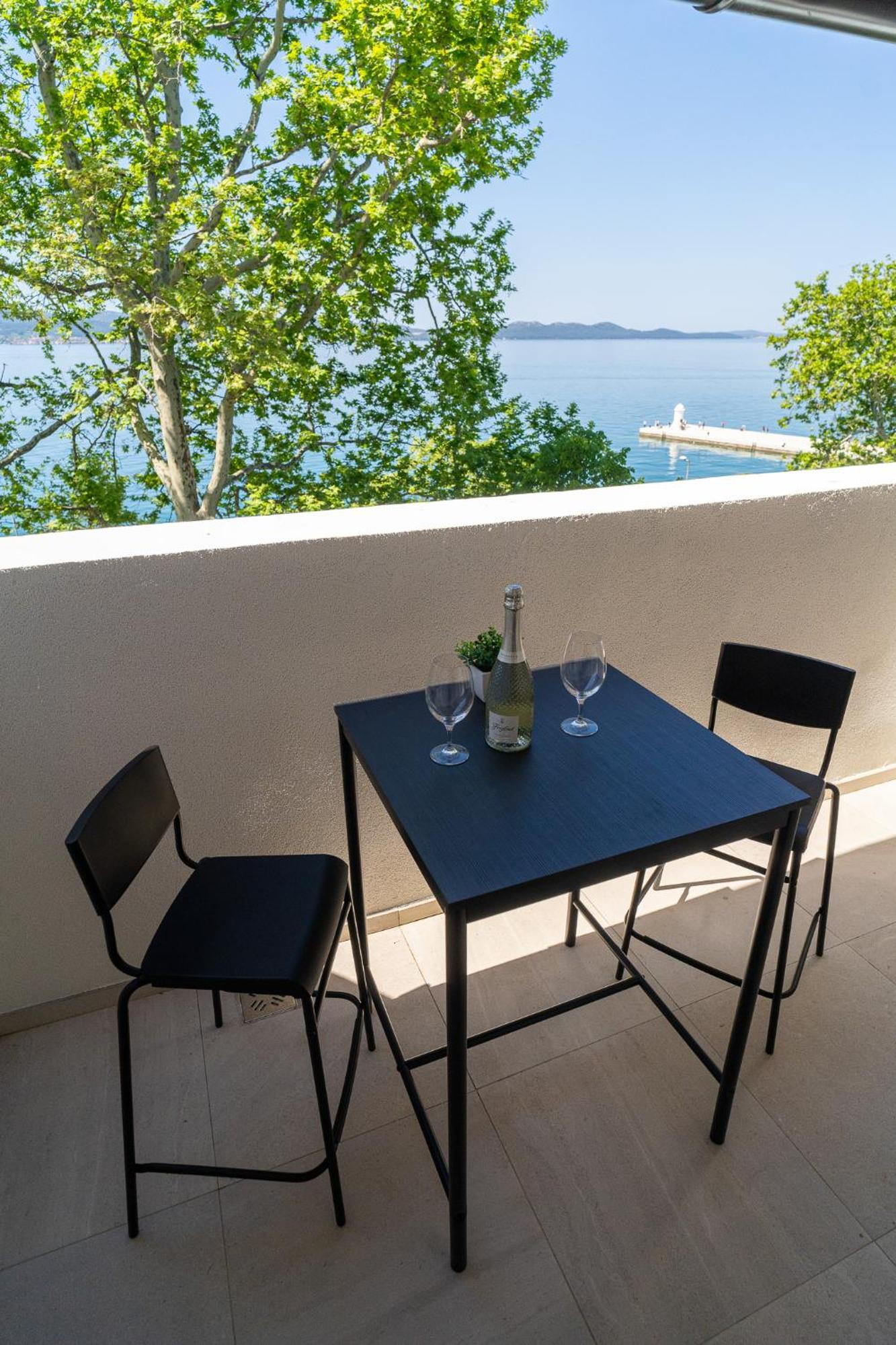 Seafront Sunset Studio&rooms Apartament Zadar
