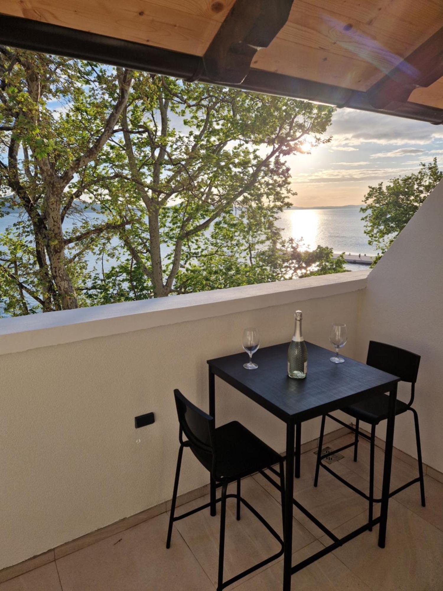 Apartament Seafront Sunset Studio&rooms *