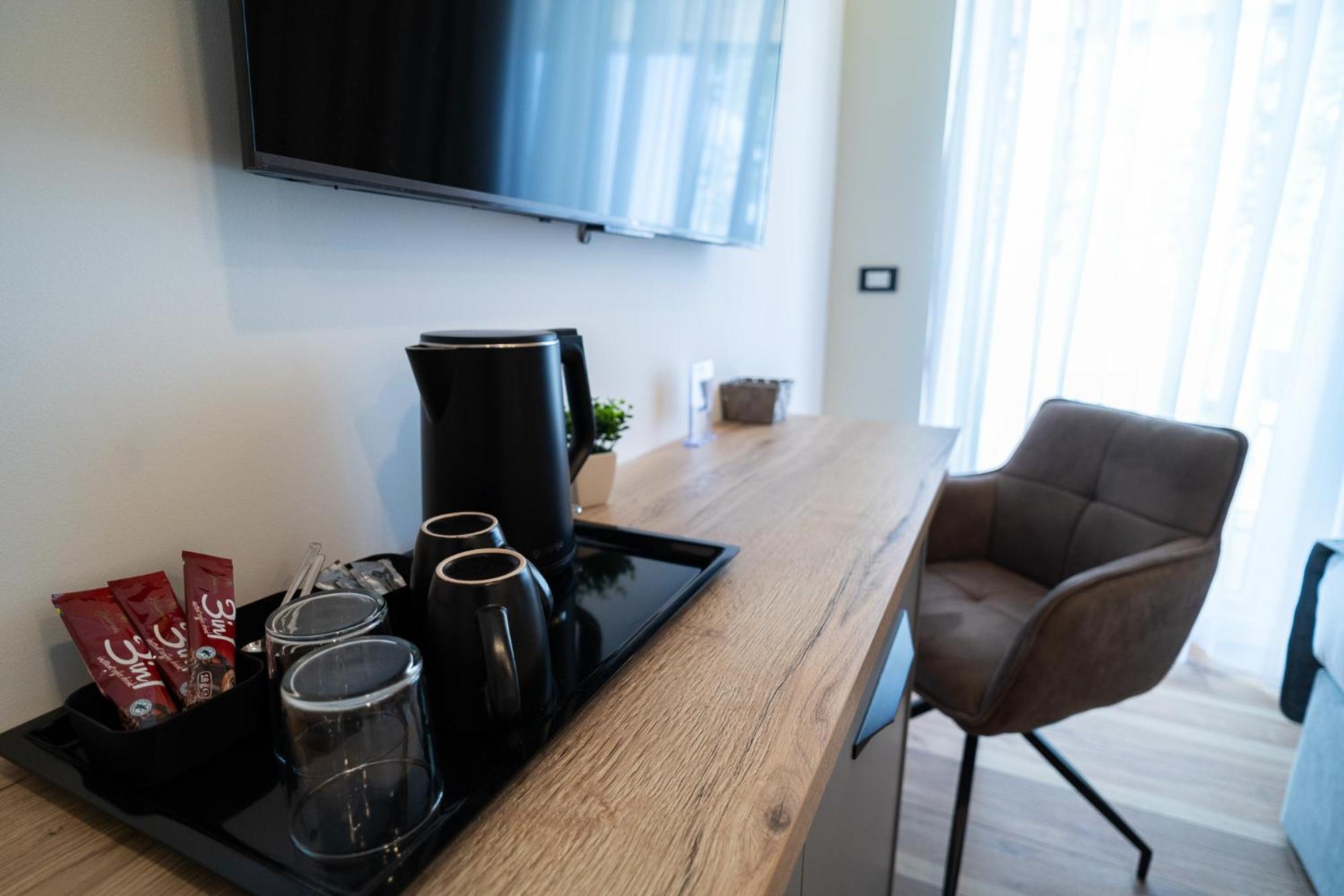 Seafront Sunset Studio&rooms Apartament Zadar