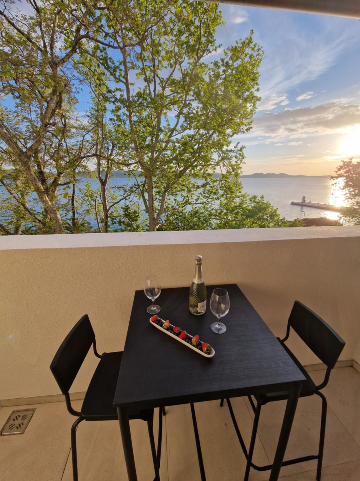 Seafront Sunset Studio&rooms Apartament Zadar
